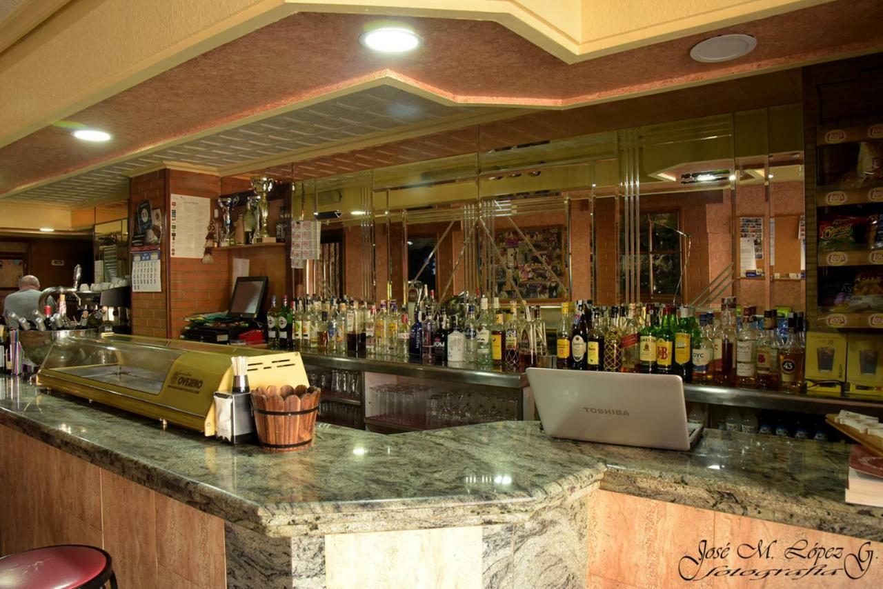 Hostal Restaurante El Final El Cabaco Extérieur photo